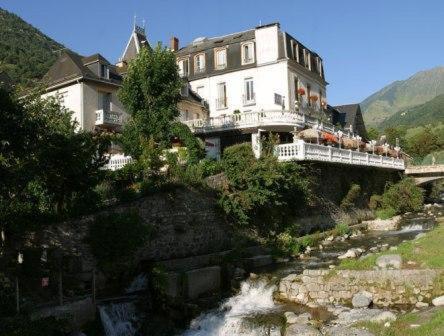 Hotel Tourmalet Люс-Сен-Совёр Экстерьер фото